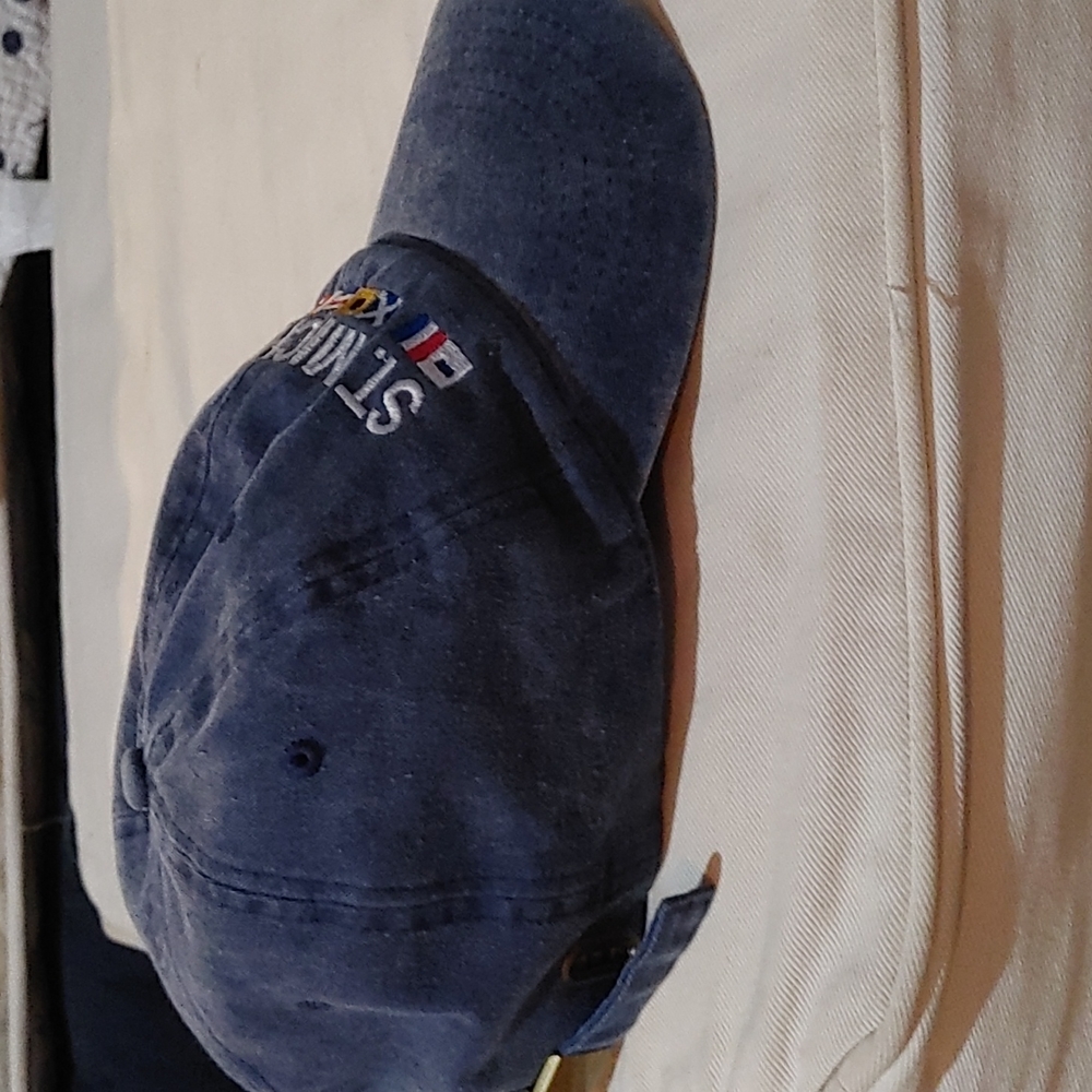 Ball cap - Picture 4 of 4